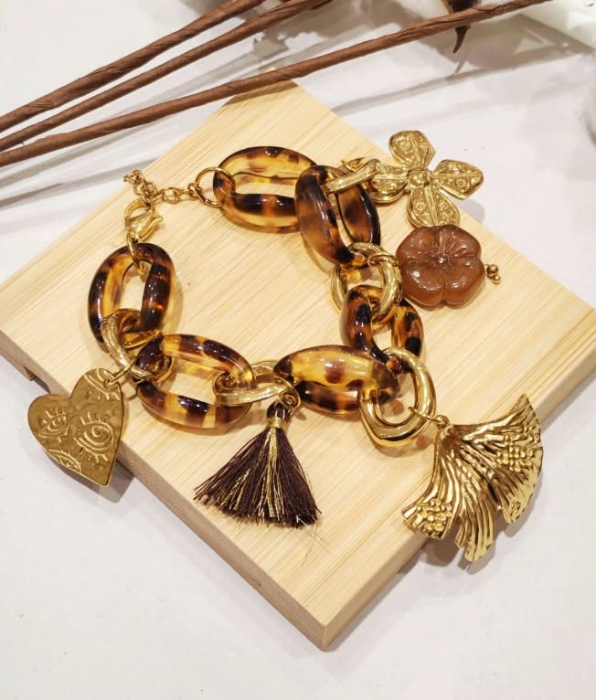 Bracelet