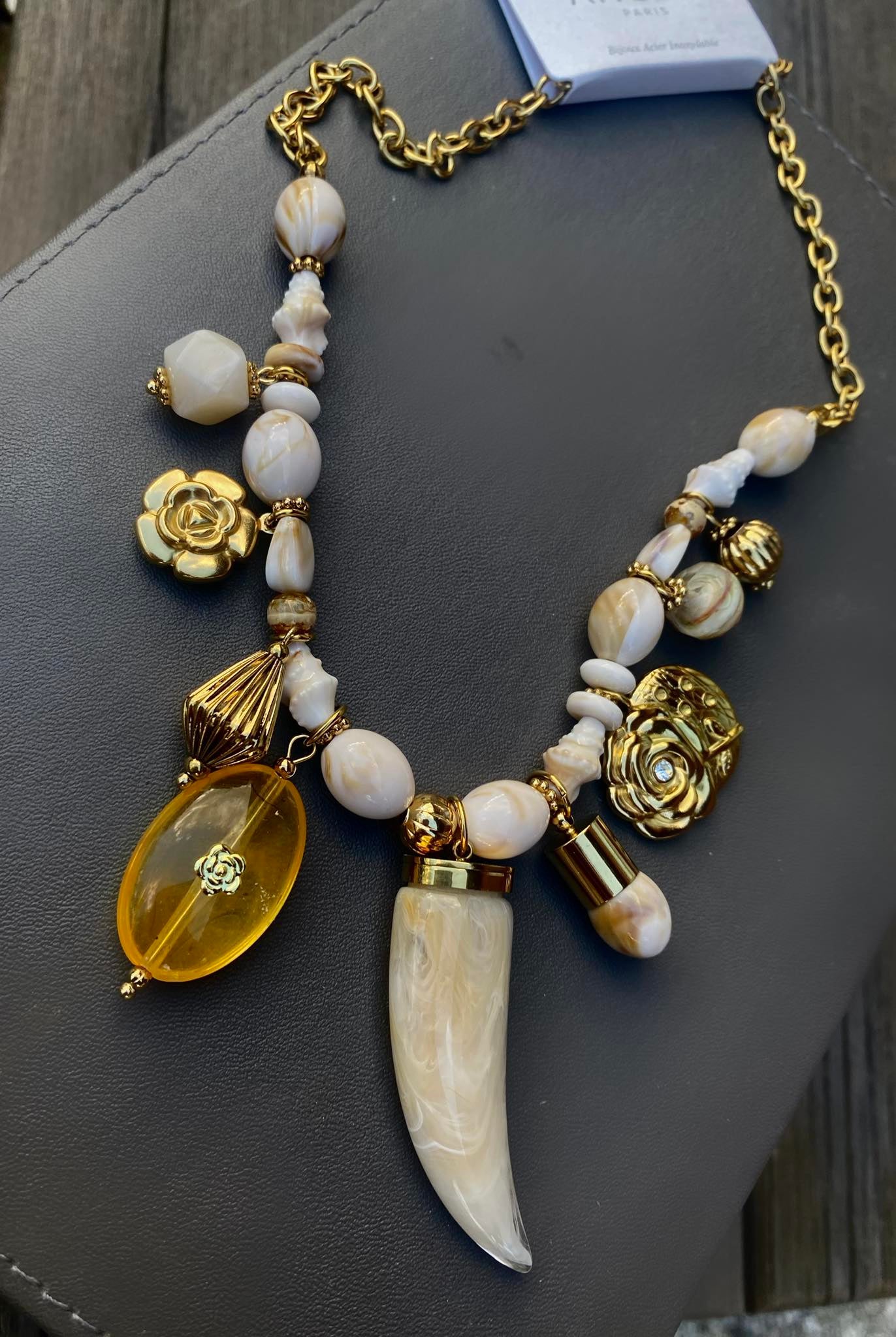 Collier Nanie