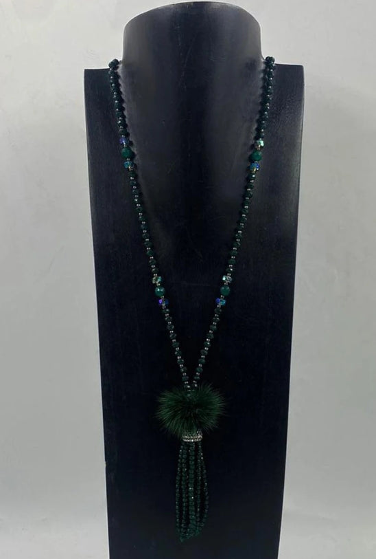 Collier sautoir pompons